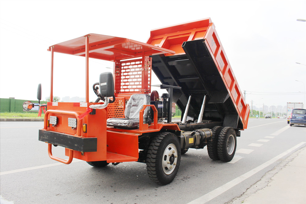 矿山井下运输车-井下运送工安全技术操作规程和机电设备要求